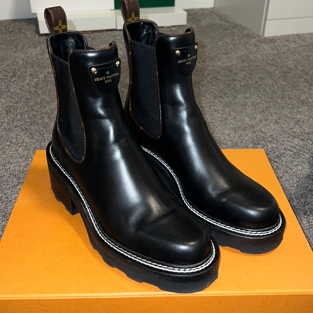 LV BEAUBOURG ANKLE BOOT